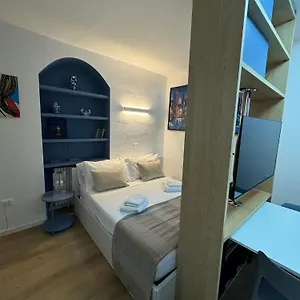  Appartamento Loft Bosco Verticale - Isola Italia